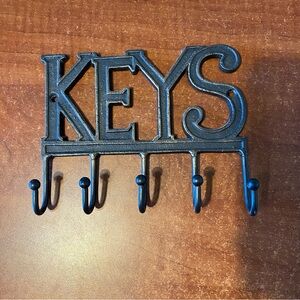Key Holder w/ 5 Metal Hooks "KEYS" 7.5”x6” Vintage-looking Cast Iron Wall Mount